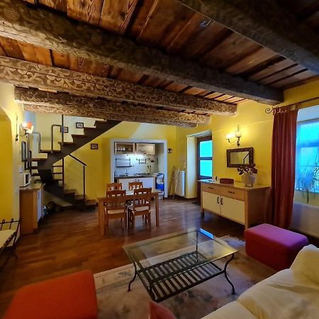 Magic Central Attic Apartment Praha Eksteriør bilde