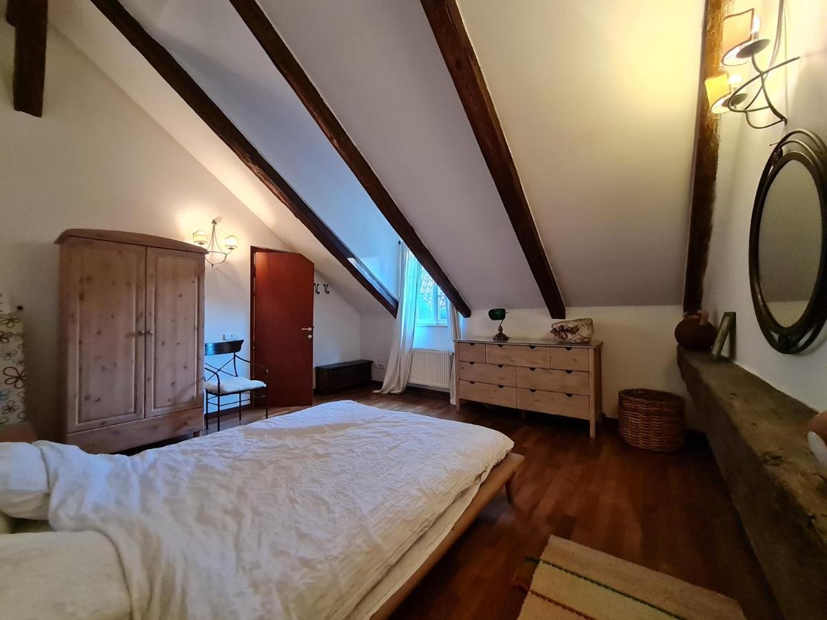 Magic Central Attic Apartment Praha Eksteriør bilde