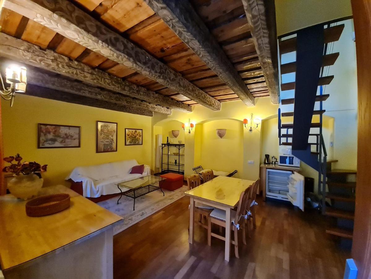 Magic Central Attic Apartment Praha Eksteriør bilde